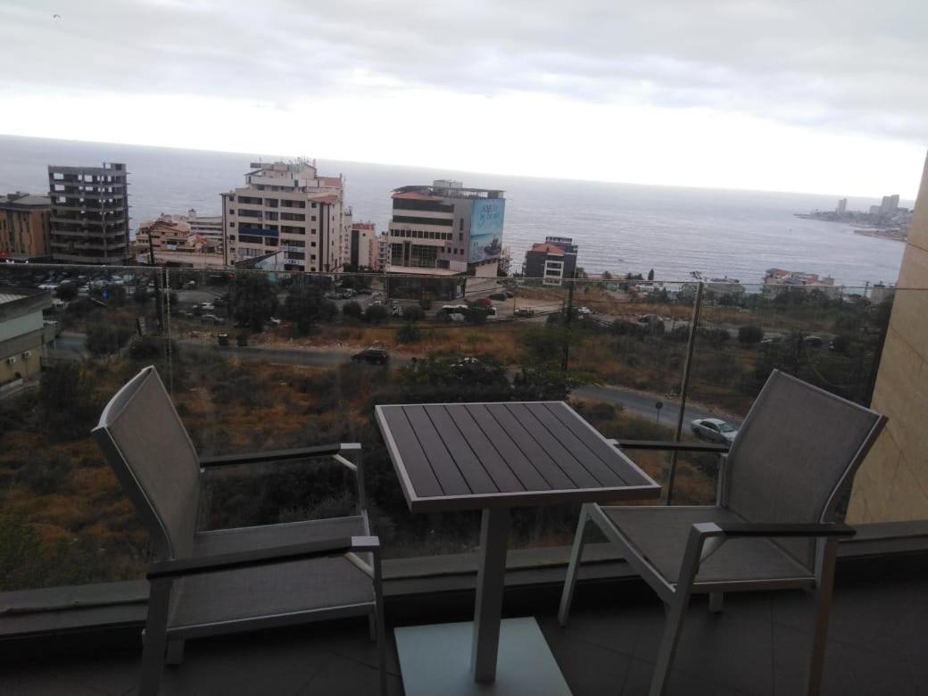 Sunrise Hotel Jounieh Rom bilde