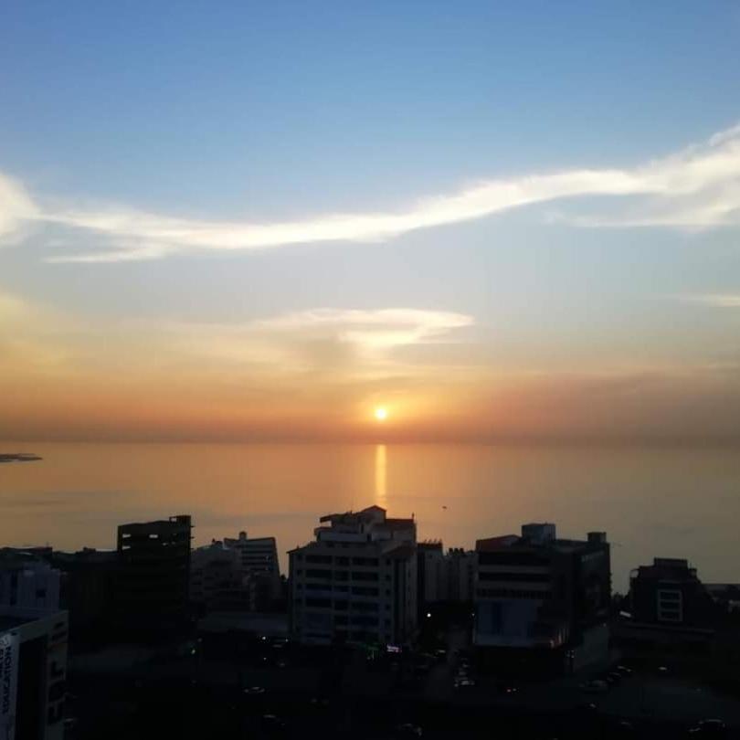 Sunrise Hotel Jounieh Rom bilde